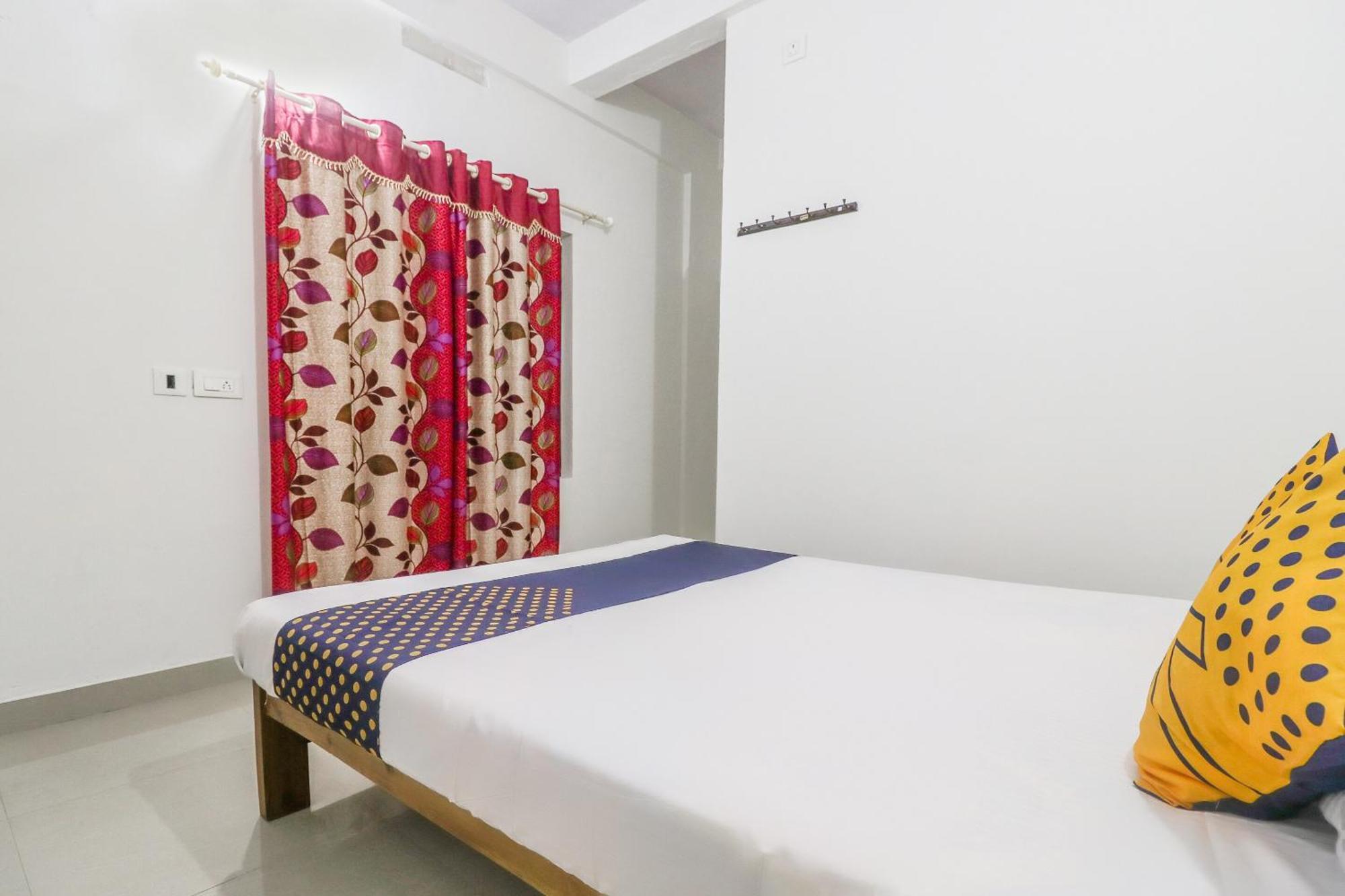 Spot On Rohini Inn Kadampuzha Kottakkal Buitenkant foto